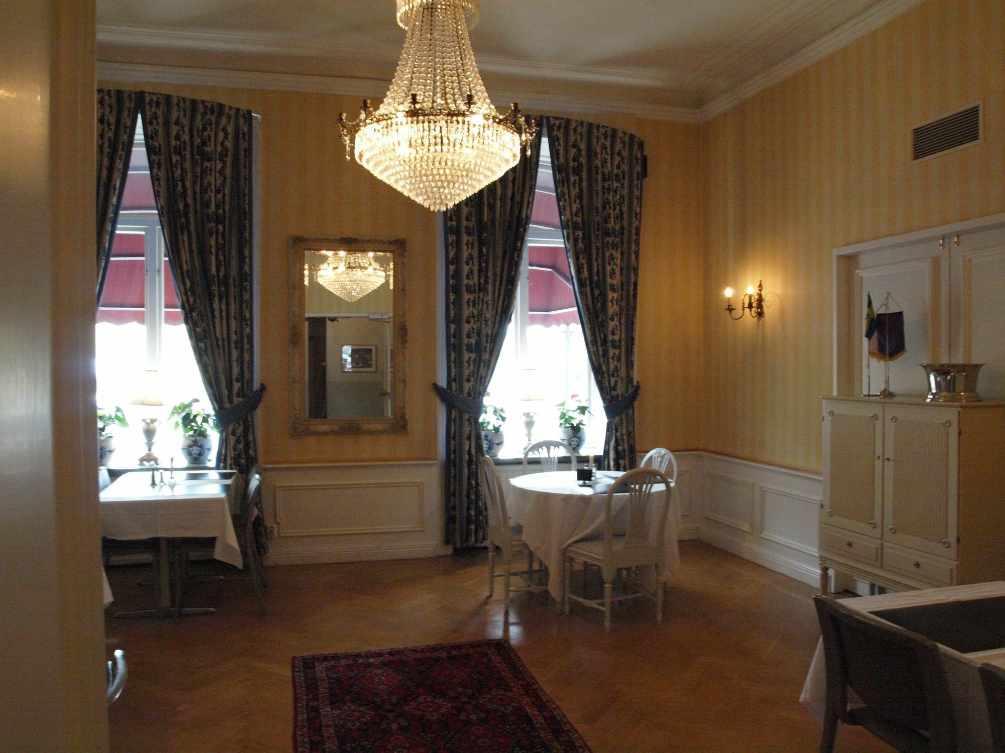 Nora Stadshotell, Sure Hotel Collection By Best Western Exterior photo